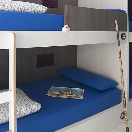 Albergue Oceanus ฟินิสแตร์เร ภายนอก รูปภาพ