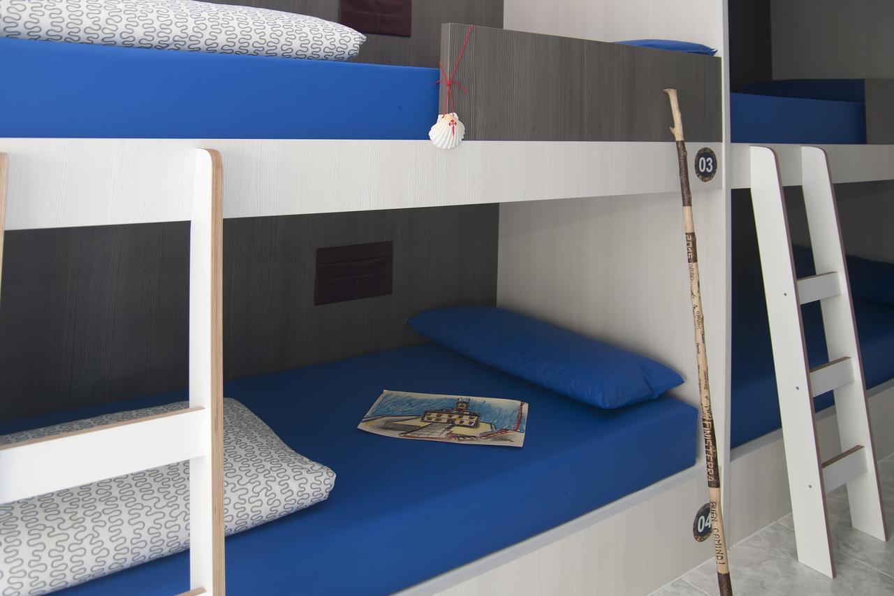 Albergue Oceanus ฟินิสแตร์เร ภายนอก รูปภาพ